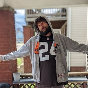 Meet your Posher, Andru